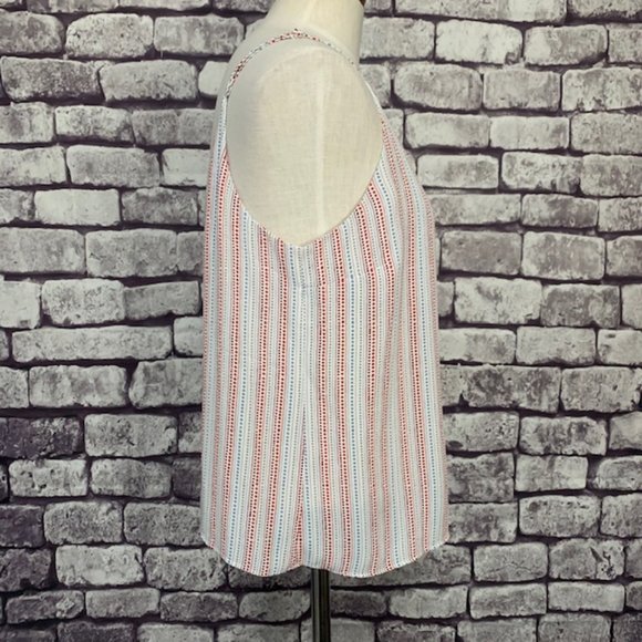 Simply Styled Blouse W/ Front Ruffle Size LP - Picture 8 of 9